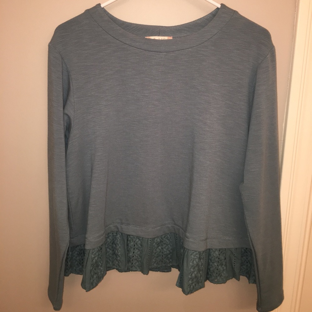 Altr’d State Button Back Top